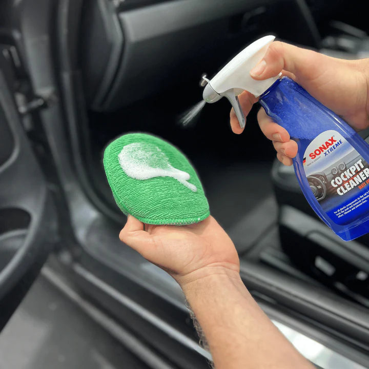 XTREME COCKPIT CLEANER MATT FINISH, NO GLARE AND VERSATILE.